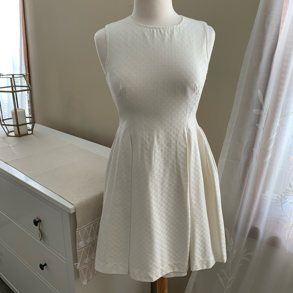 Max Studio white dress size 6
